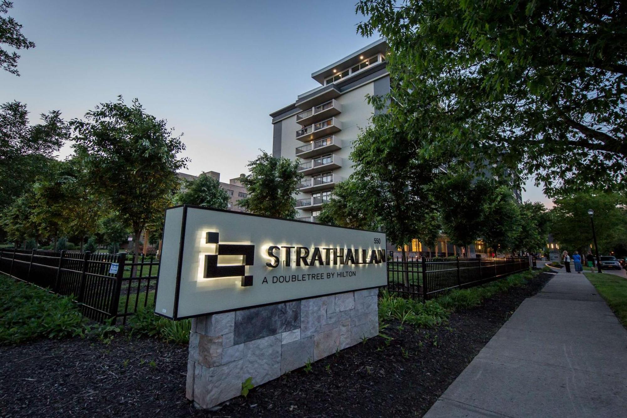 The Strathallan - A Doubletree By Hilton Hotel Rochester Exterior photo